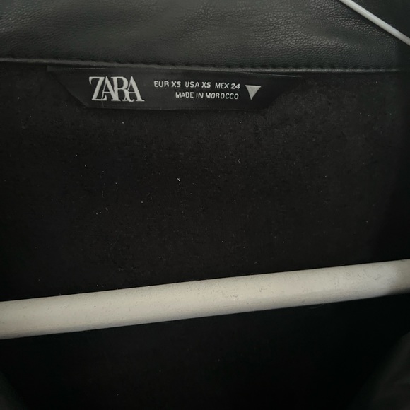 Leather belted Mini Dress - Picture 2 of 2